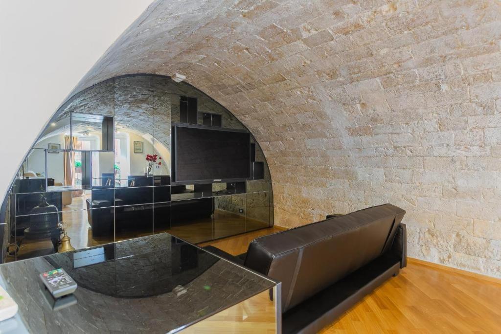 Palazzo Di Citta Bari Βίλα Εξωτερικό φωτογραφία